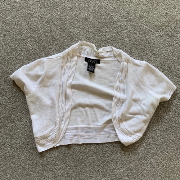 White, Cute, Small Coverup ⚪️ - Picture 1 of 2